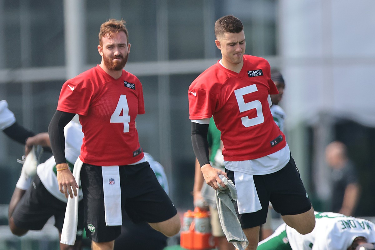 Jets backup quarterbacks James Morgan and Mike White